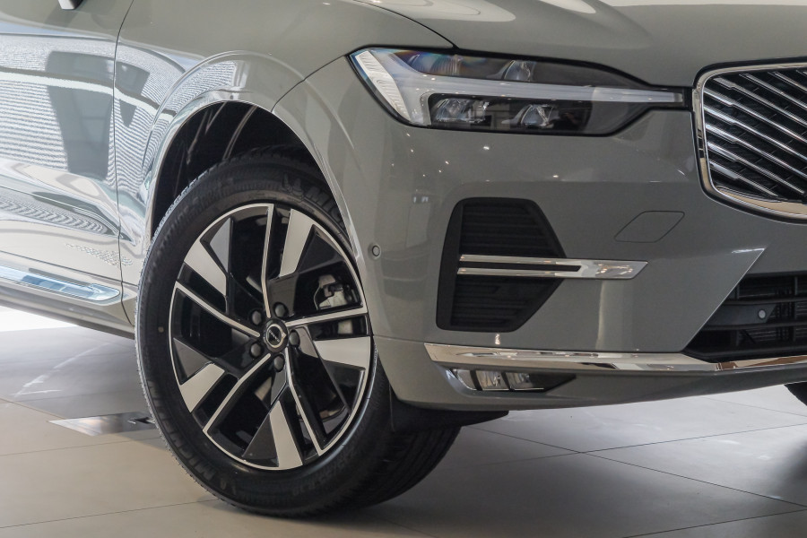 2026 Volvo XC60 UZ Plus B5 Bright SUV Image 5
