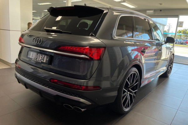 2025 Audi SQ7 4M TFSI SUV Image 5