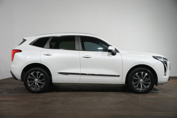 2022 GWM Haval Jolion Lux SUV Image 4