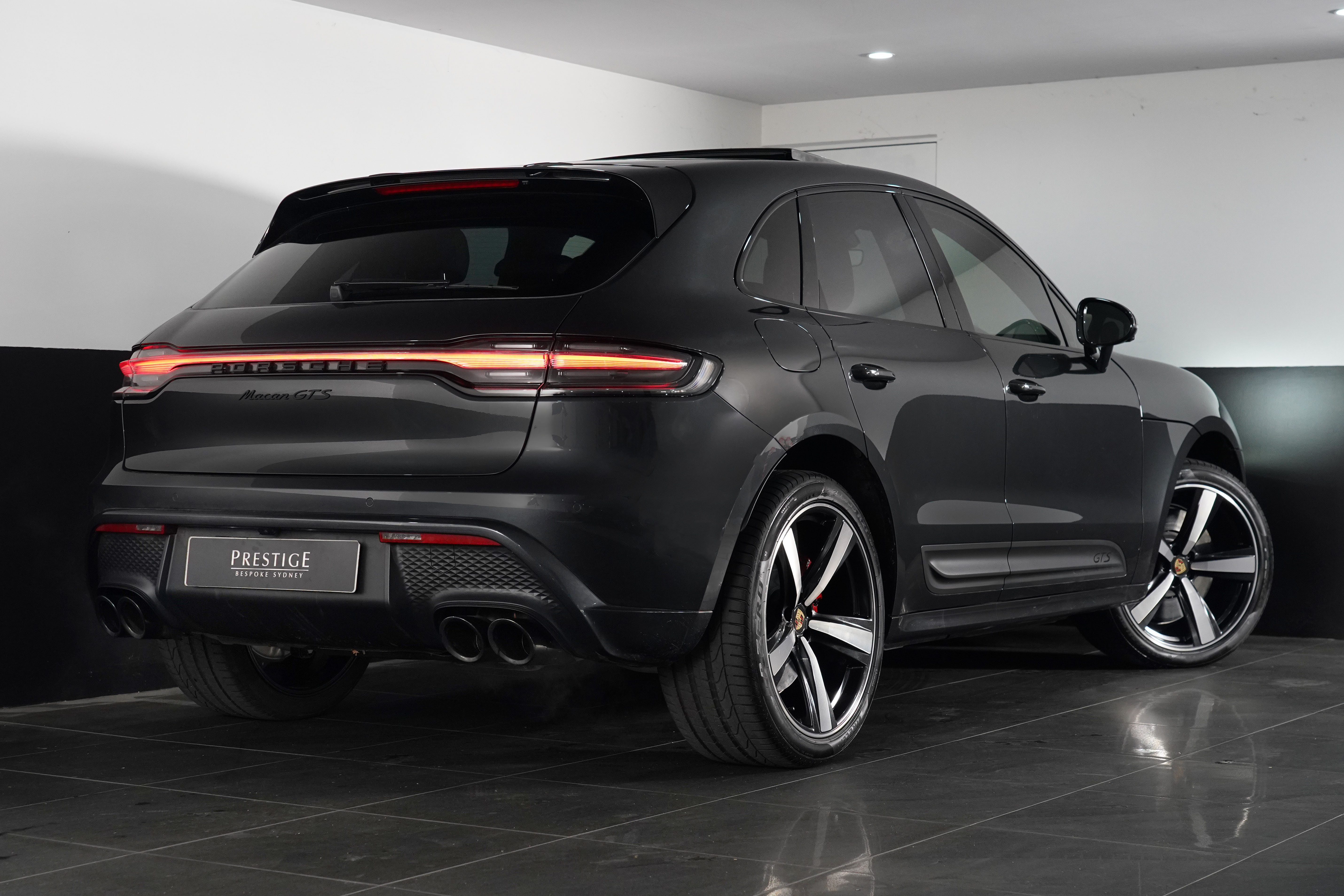 2023 Porsche Macan Gts Wagon Image 15
