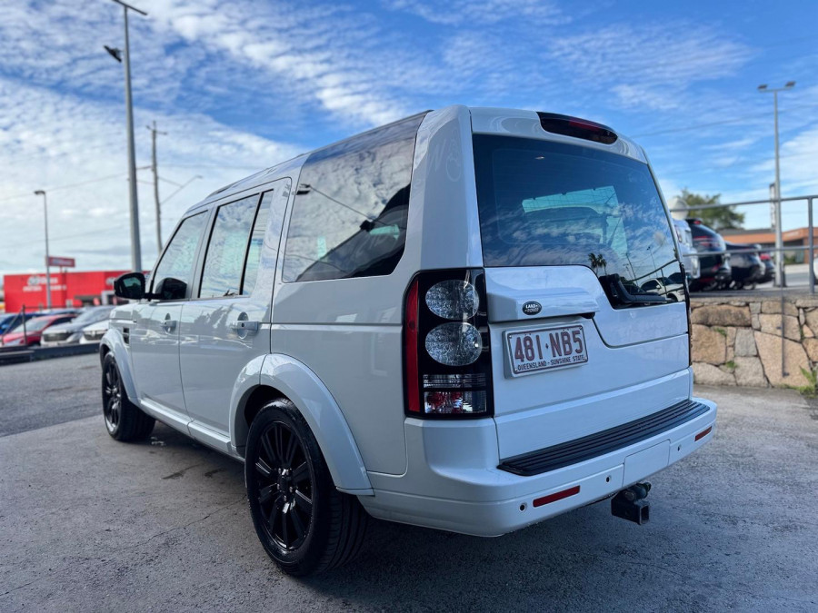 2015 Land Rover Discovery Series 4 SDV6 HSE SUV Image 8