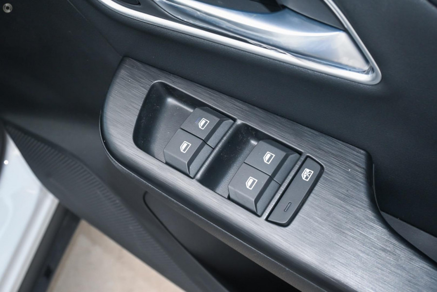 2025 MG ZS ZS32 Essence Turbo SUV Image 15