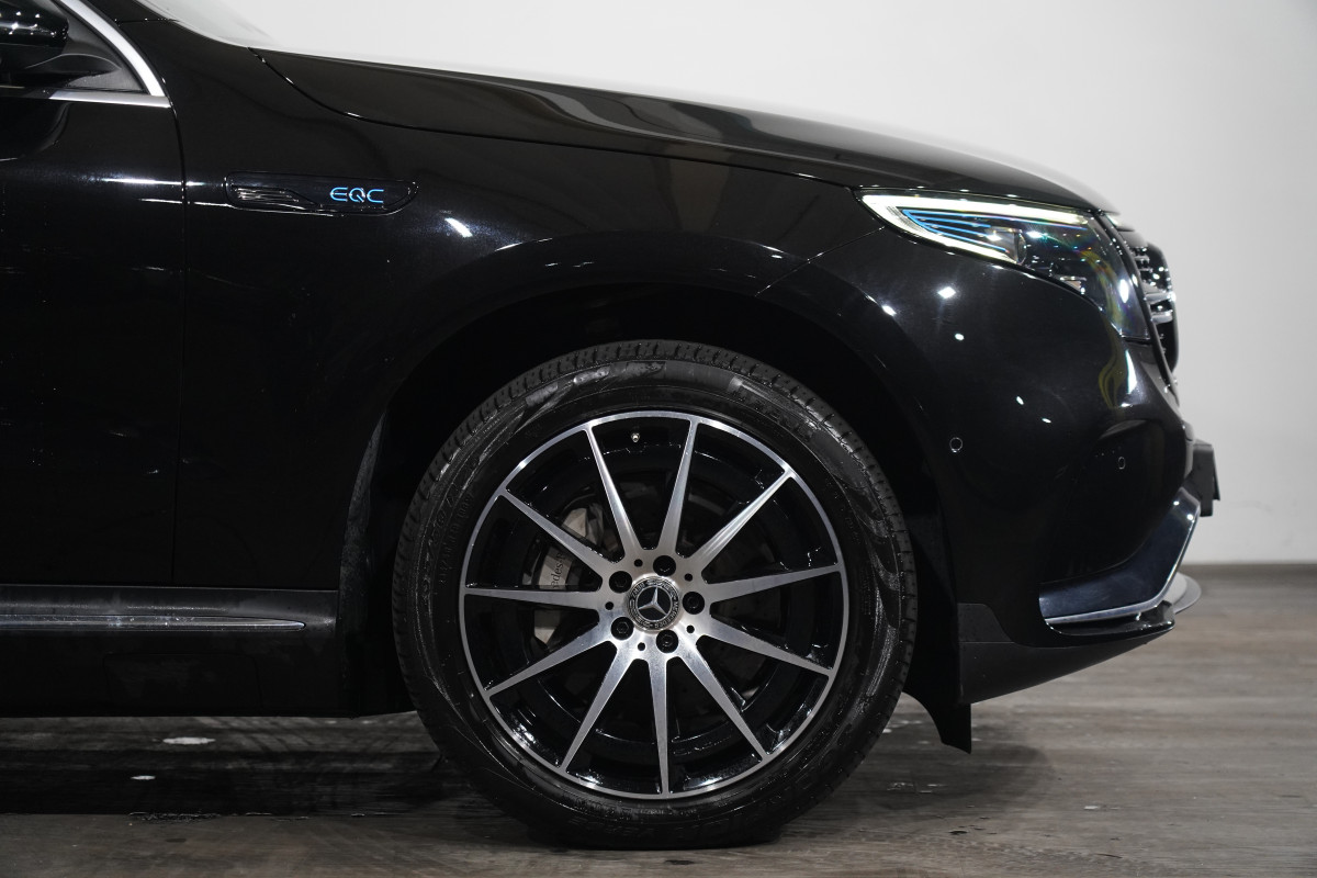 2021 Mercedes-Benz Eqc 400 4matic Electric Art Line SUV Image 5