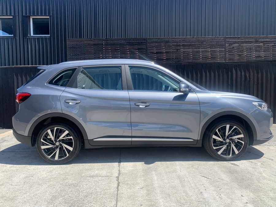 2026 MG ZS ZS32 Essence Hybrid+ SUV Image 2