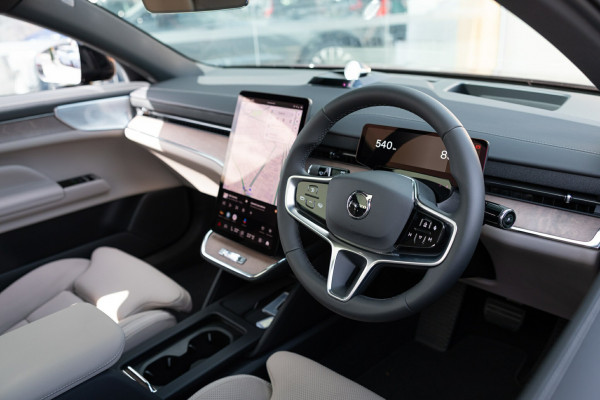 2026 Volvo ES90  Ultra Single Motor Sedan Image 14