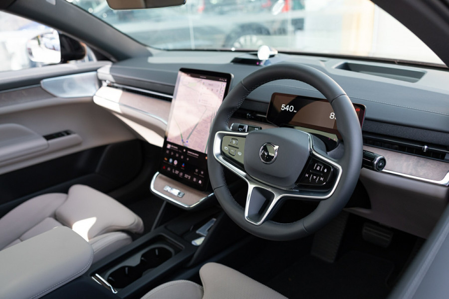2026 Volvo ES90  Ultra Single Motor Sedan Image 14
