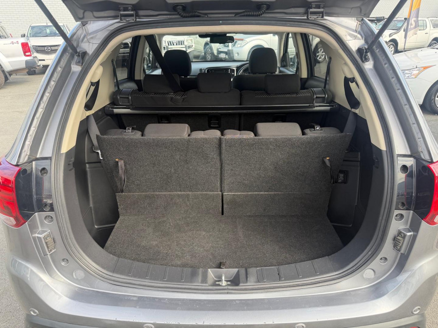 2017 MY18.5 Mitsubishi Outlander ZL LS SUV Image 12