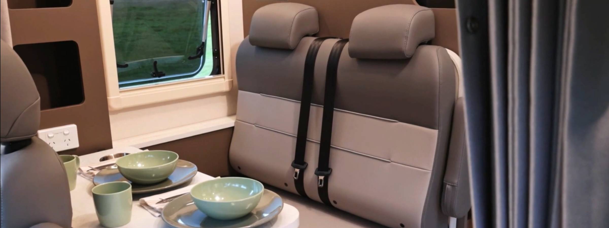 LUXURY LIVING FOR THE ROAD Image