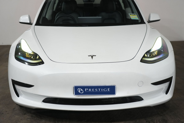 2022 Tesla Model 3  Rear-Wheel Drive Sedan image 3