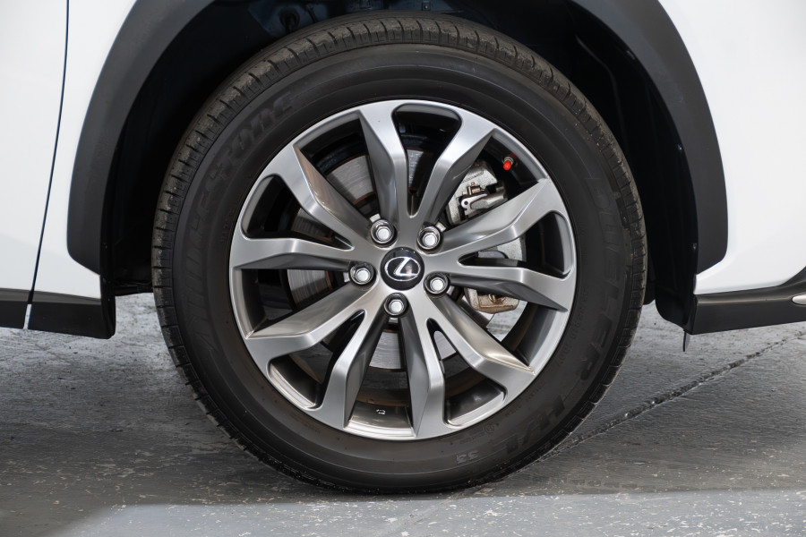 2020 Lexus Nx300 F-Sport (Fwd) SUV Image 5