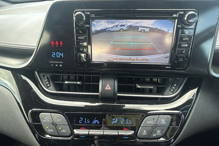 2018 Toyota C-HR NGX10R  SUV Image 21
