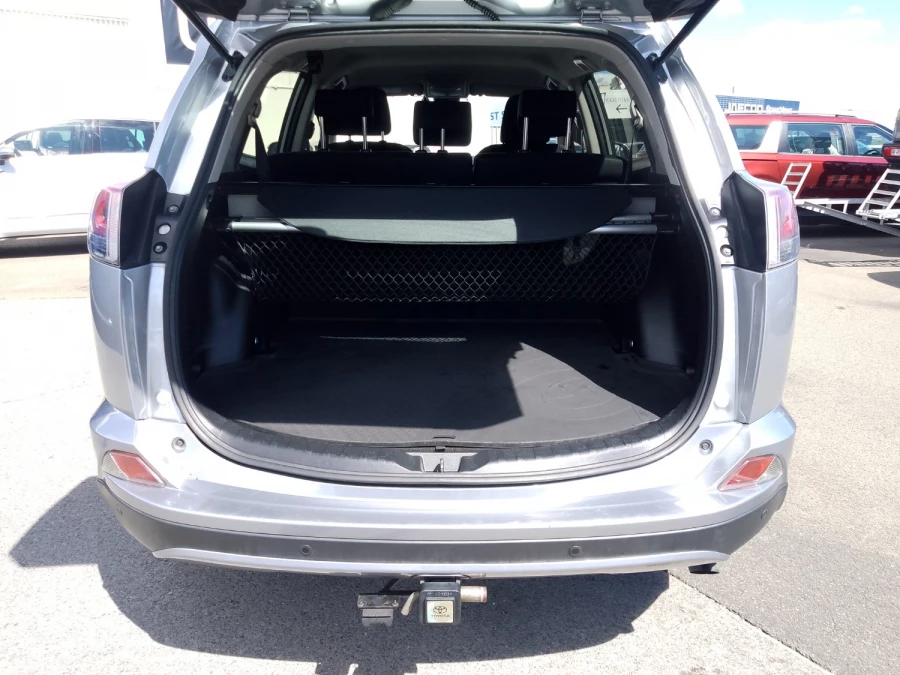 2018 Toyota RAV4 ZSA42R GX SUV Image 14