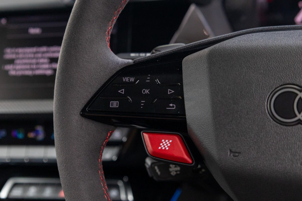 2025 Audi RS 3 GY  Hatch image 17