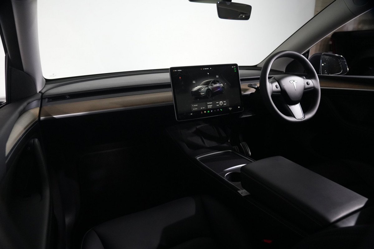 2023 Tesla Model Y  Performance SUV