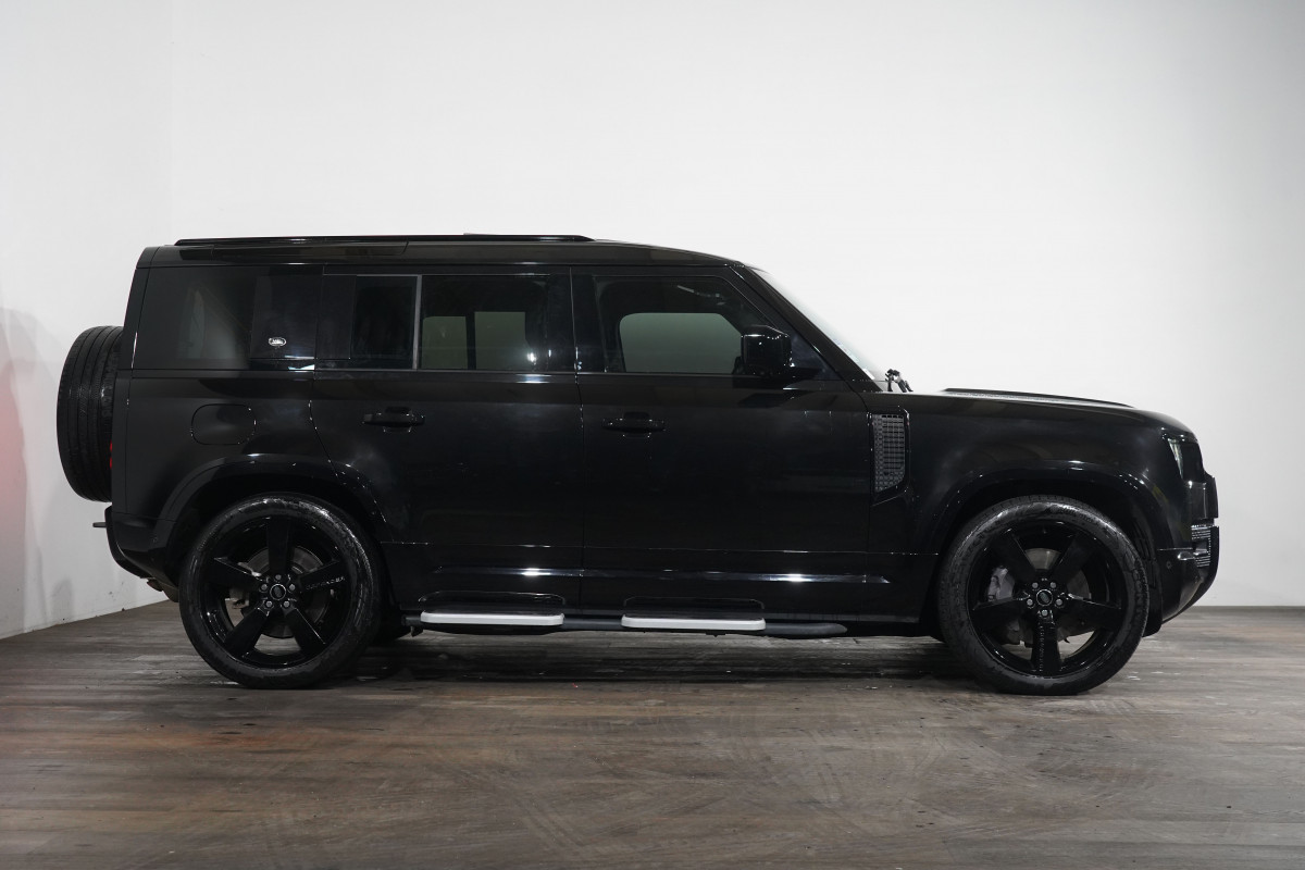 2022 Land Rover Defender 110 P400 X-Dynamic Hse (294kw) SUV Image 4