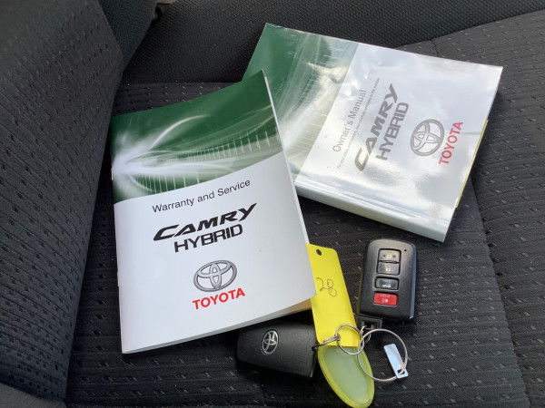 2014 Toyota Camry AVV50R Hybrid H Sedan Image 5