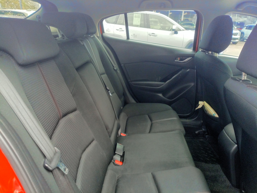 2017 Mazda 3 BN5478 Maxx Hatch Image 22