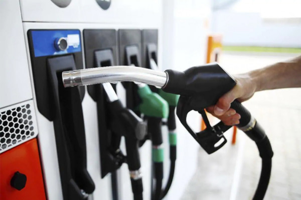 10 Simple Ways to Save Money on Fuel