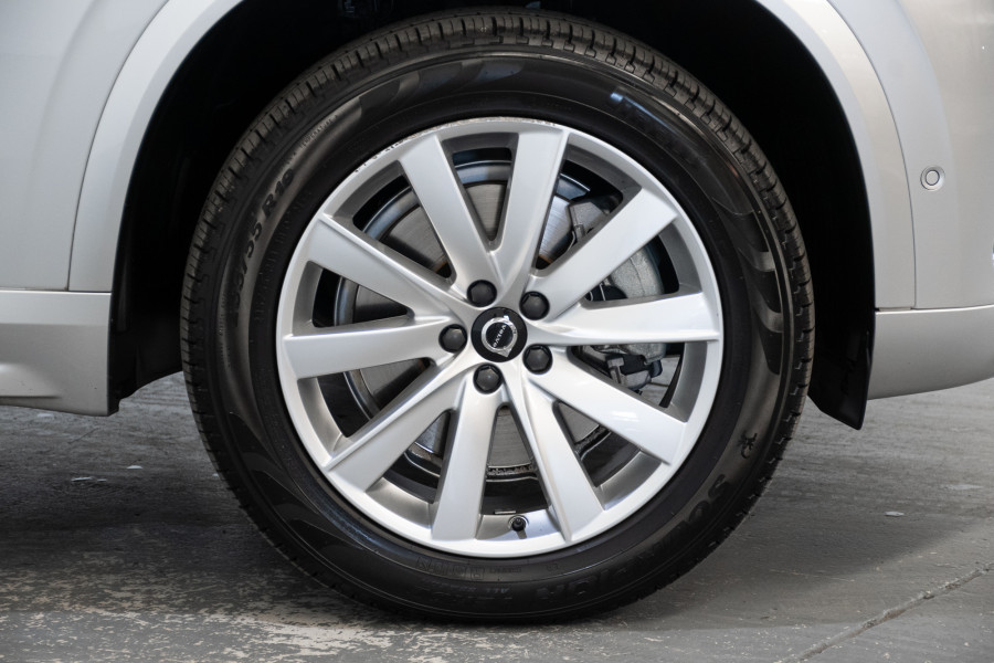 2021 Volvo XC90 L Series B6 Inscription SUV Image 6