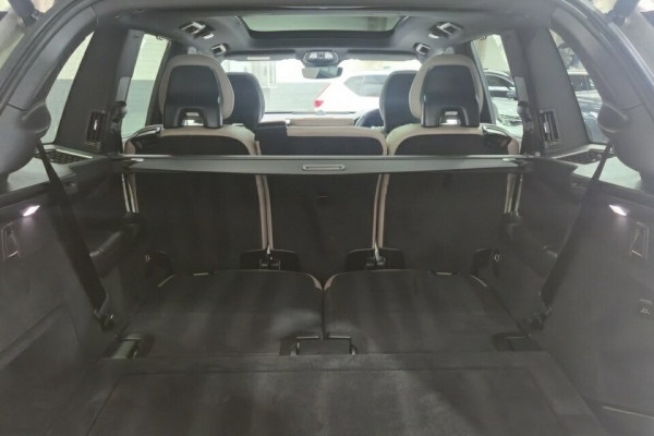 2024 MY25 Volvo XC90 L Series Ultra B5 Bright SUV Image 24