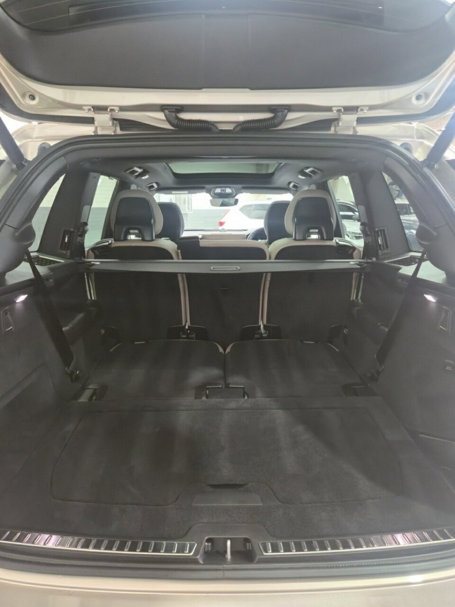 2024 MY25 Volvo XC90 L Series Ultra B5 Bright SUV Image 24