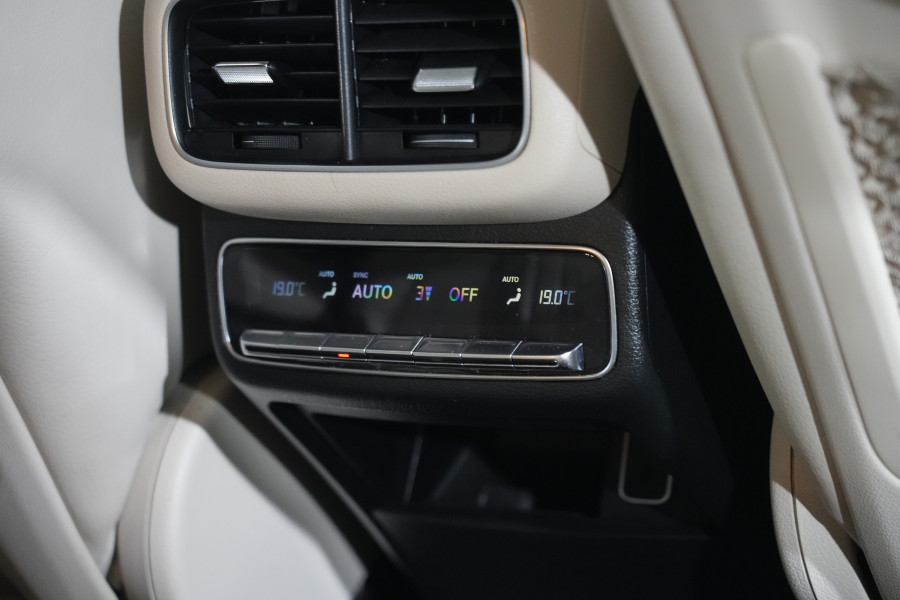 2021 Mercedes-Benz GLS-Class 450 4matic (Hybrid) SUV Image 33