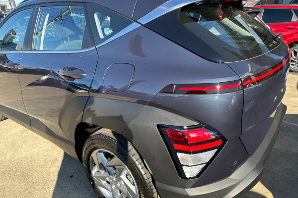 2026 Hyundai KONA SX2.V3 Hybrid SUV Image 2