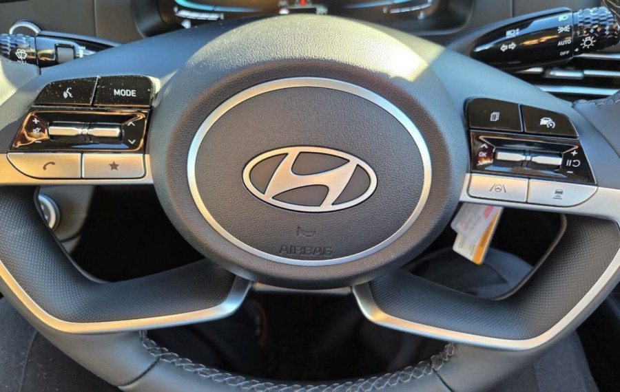 2025 Hyundai i30 CN7.V2 Hybrid Sedan Image 18