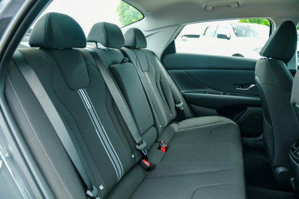 2026 Hyundai i30 CN7.V4 Hybrid Sedan Image 8