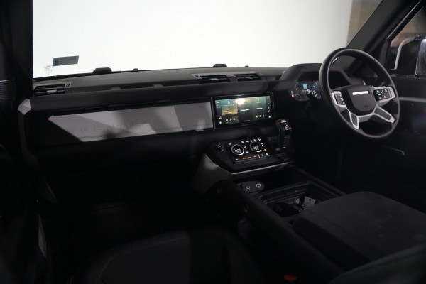 2024 Land Rover Defender L663 110 P300 S SUV Image 12