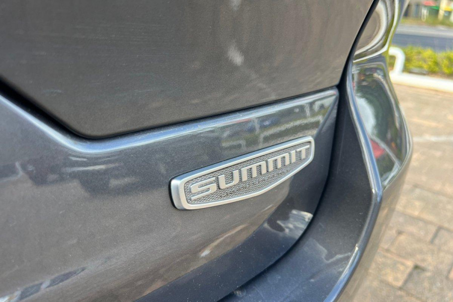 2022 MY23 Jeep Grand Cherokee WL Summit Reserve 4xe SUV Image 13