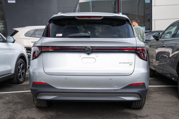 2025 MG MGS5 EV ZS3EM Essence 49 SUV Image 3