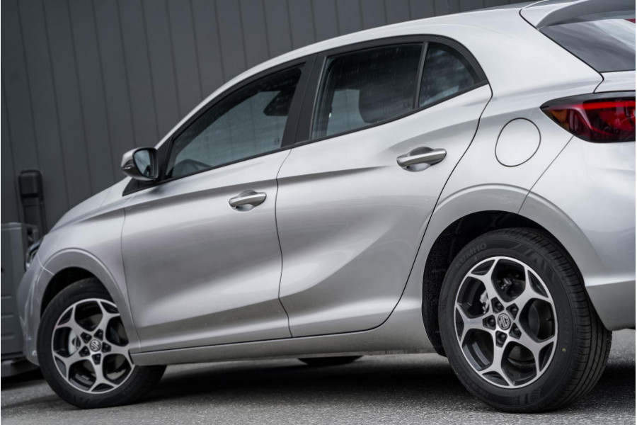 2024 MY24.5 MG MG3 ZP22 Excite Hybrid+ Hatch Image 7
