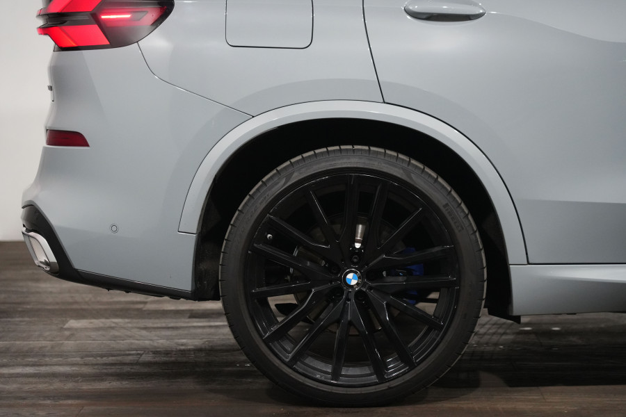 2023 BMW X5 xDrive30d M Sport SUV