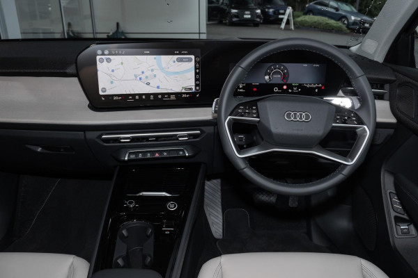 2025 Audi Q3 F3 TFSI SUV image 7