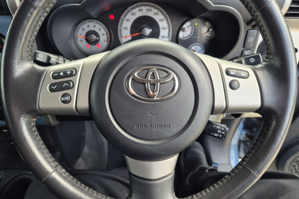 2015 MY14 Toyota FJ Cruiser GSJ15R SUV Image 20