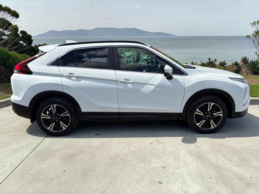 2024 Mitsubishi Eclipse Cross YB LS SUV Image 2