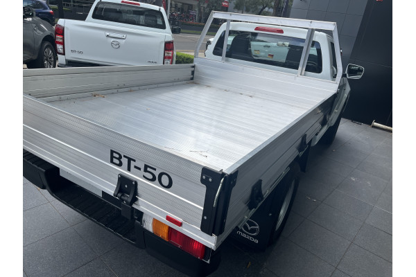 2024 Mazda BT-50 TF XS Cab Chassis Image 5