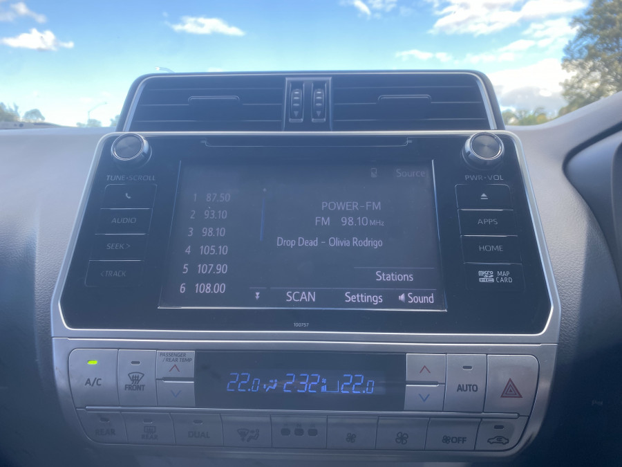 2018 Toyota LandCruiser Prado GDJ150R GXL SUV Image 13