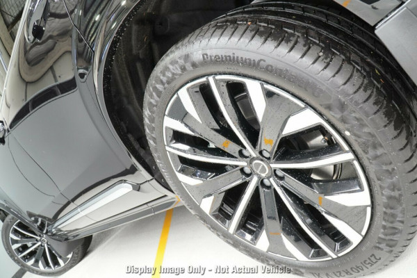 2026 Volvo XC90 L Series Ultra B5 Dark SUV Image 6
