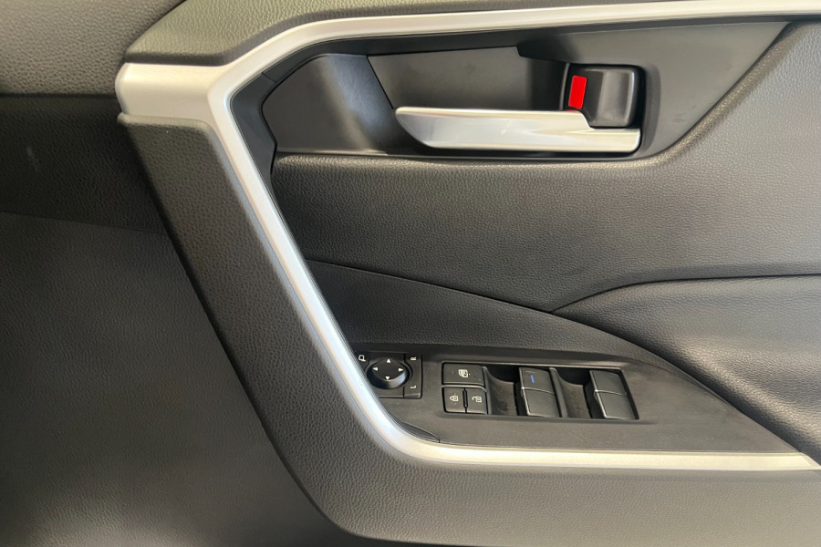 2020 MY21 Toyota RAV4 AXAH52R GXL SUV Image 15