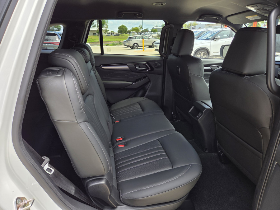 2025 MY25.5 Isuzu MU-X RJ LS-T SUV Image 10