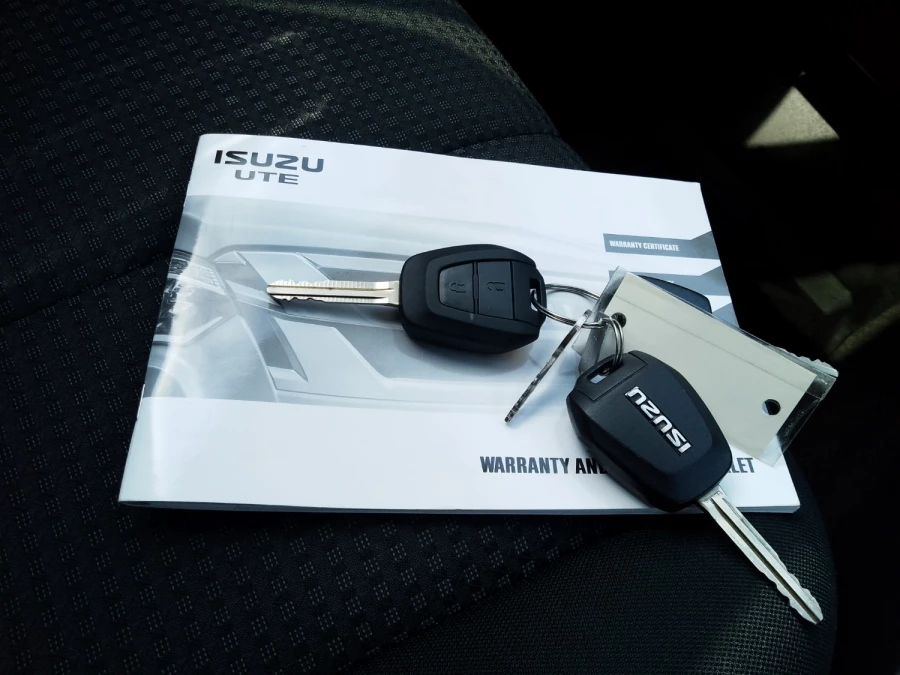 2020 MY19 Isuzu MU-X LS-U SUV Image 28