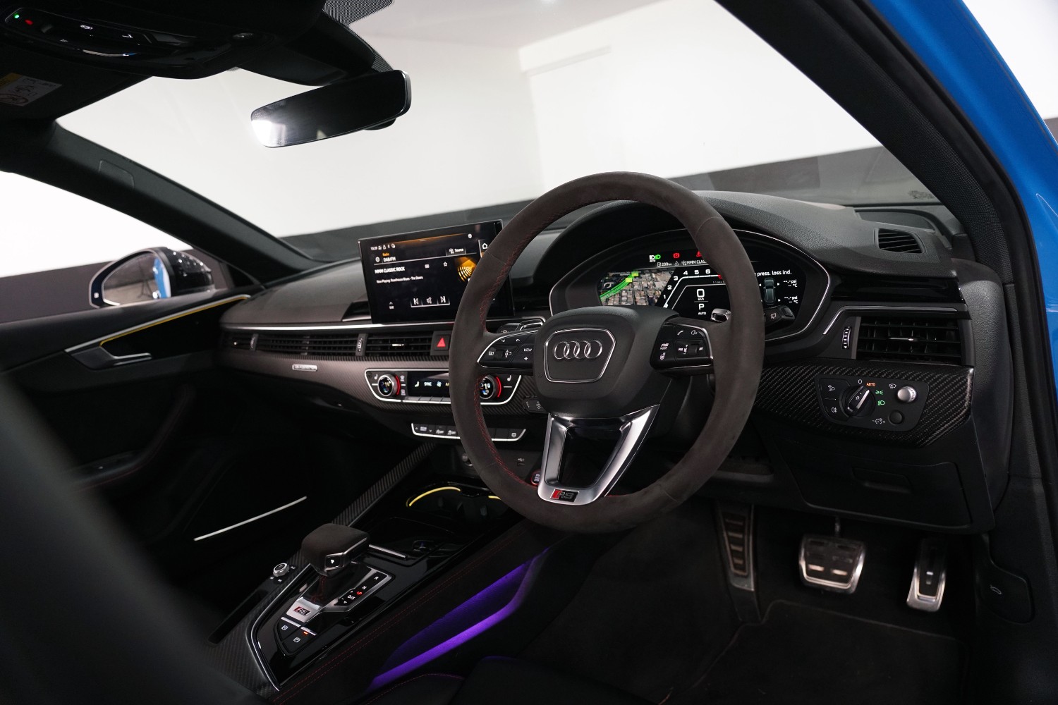 2021 Audi RS4  Quattro SUV Image 22
