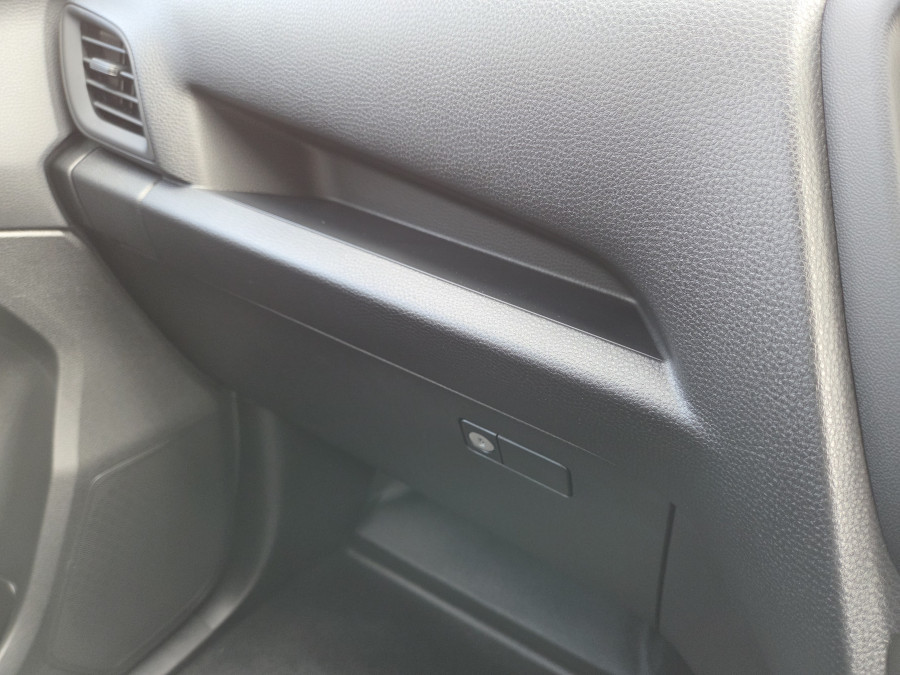 2026 Isuzu D-MAX RG SX Cab Chassis Image 17