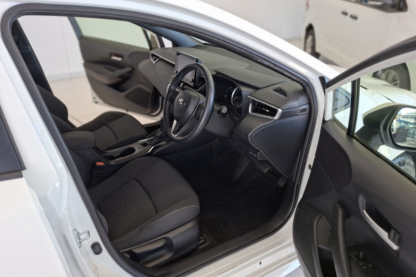 2022 Toyota Corolla ZWE219R  SX Hybrid Hatch Image 13