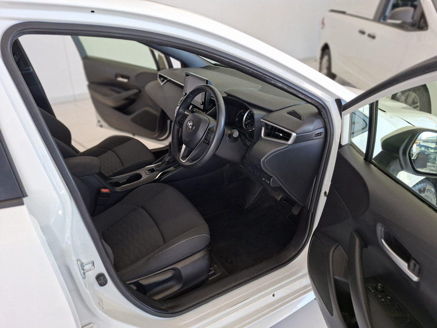 2022 Toyota Corolla ZWE219R  SX Hybrid Hatch Image 13