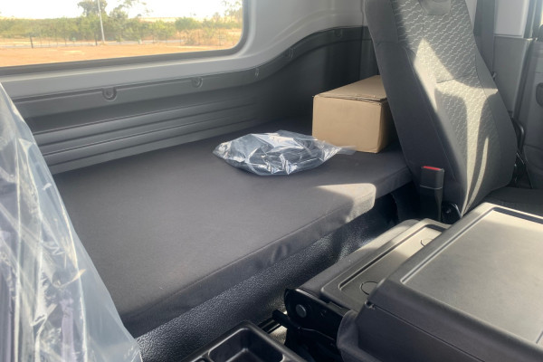 2025 Isuzu  FXD 170-355 AT R62 Cab Chassis Image 15