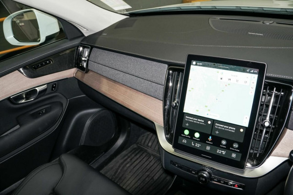 2025 MY26 Volvo XC90 L Series Plus B5 Bright SUV Image 10
