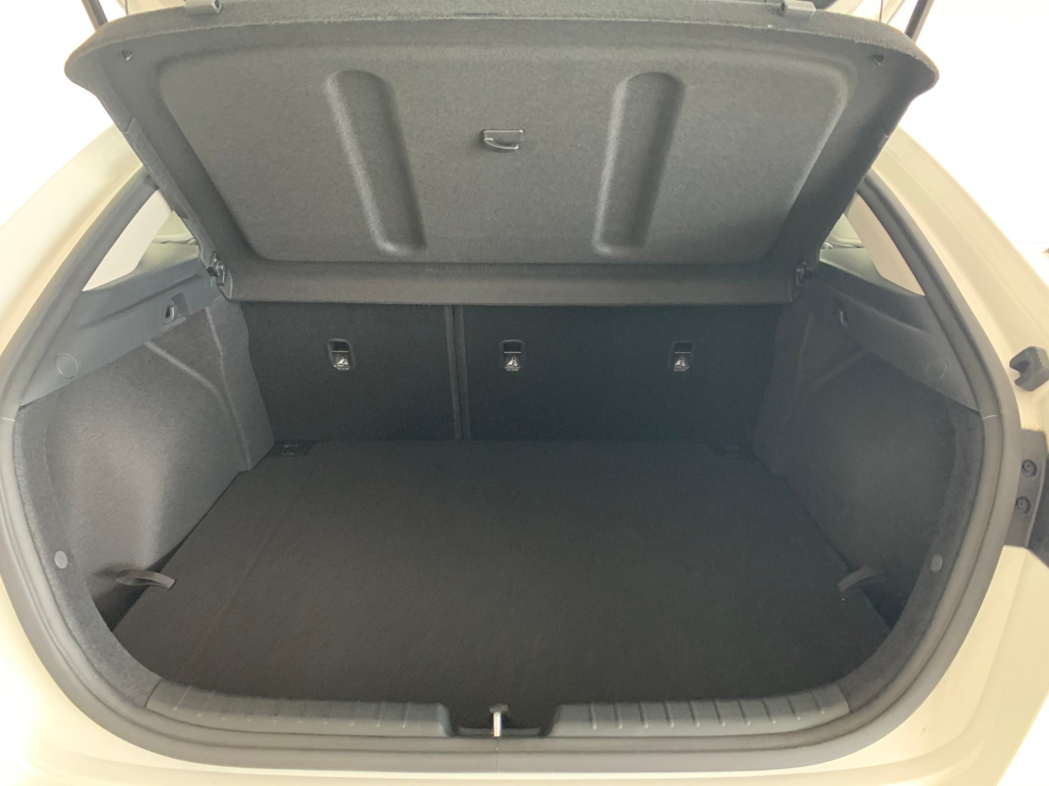 2019 MY20 Kia Cerato Hatch BD S with Safety Pack Hatch Image 11